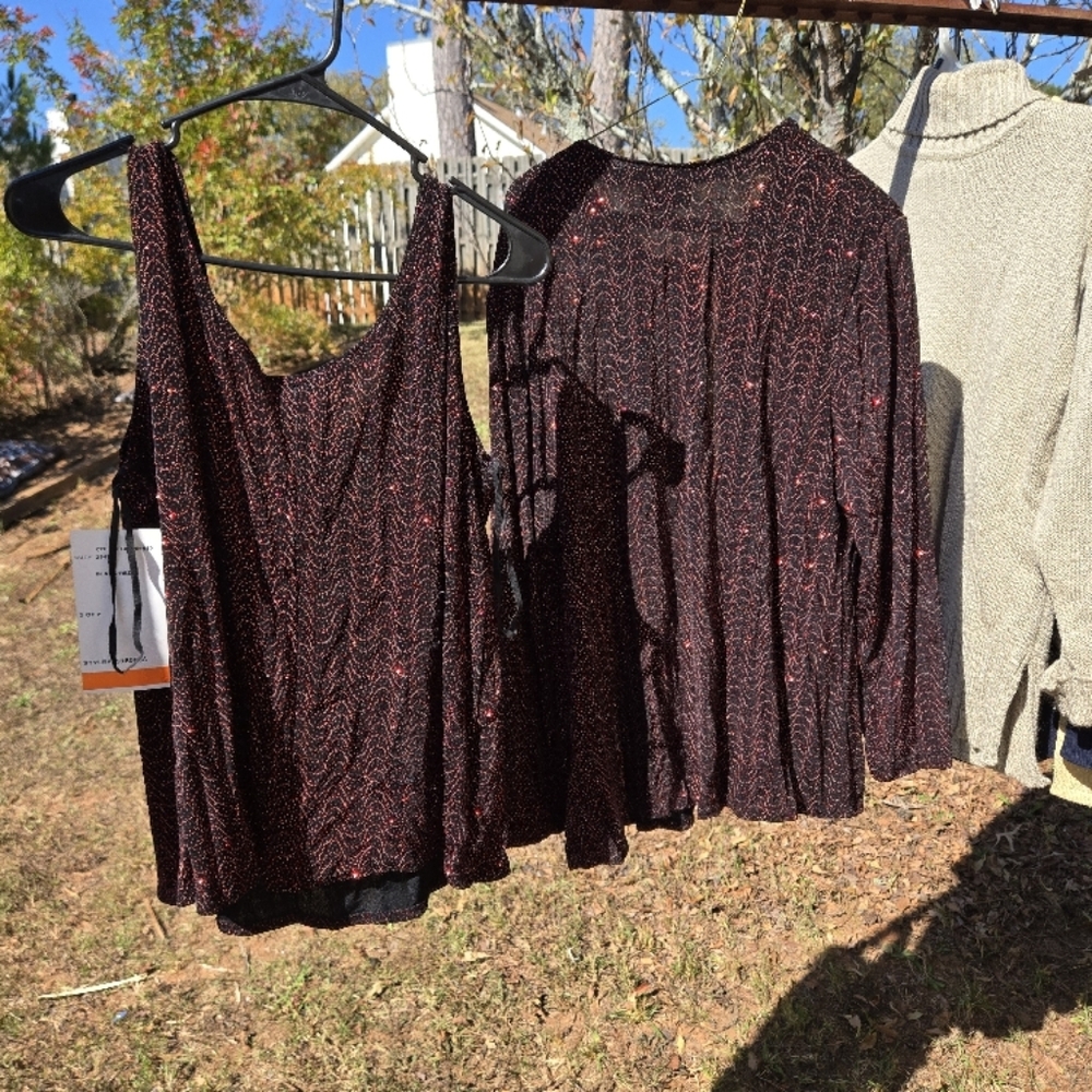 Red Sleeveless Tank Tops